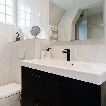 Air-conditioned Maison Deauville-trouville *